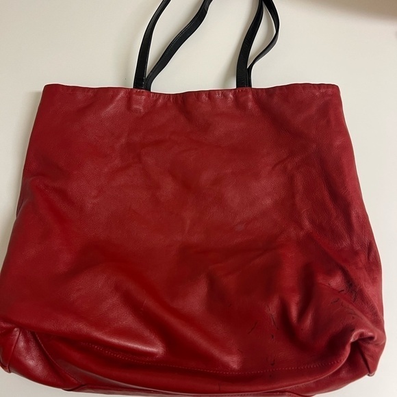 Prada Leather Bi Color Reversible Tote Bag. Excellent Condition - Picture 9 of 11